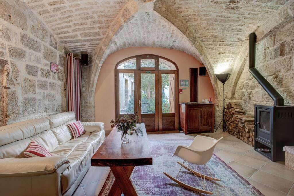 Stunning Medieval Getaway Vic-la-Gardiole Zewnętrze zdjęcie