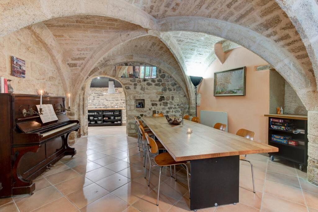 Stunning Medieval Getaway Vic-la-Gardiole Zewnętrze zdjęcie